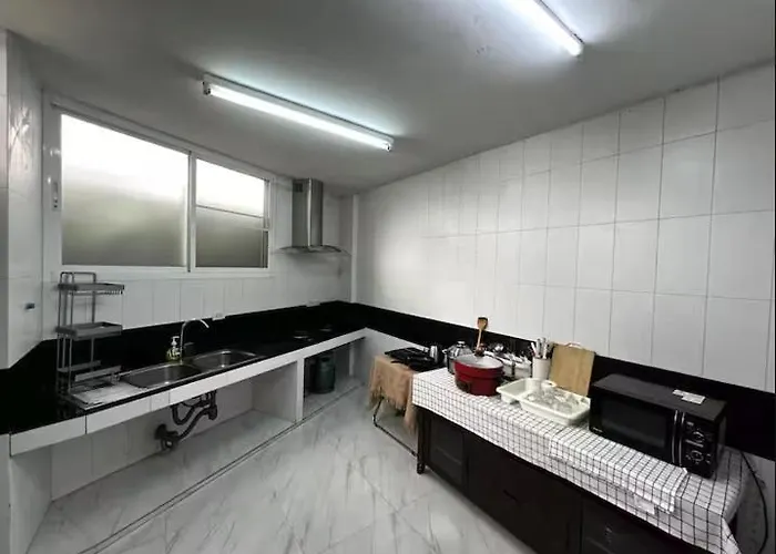 4br 12pax 7min Walk To Samitivej Sukhumvit Hospital Hébergement de vacances *