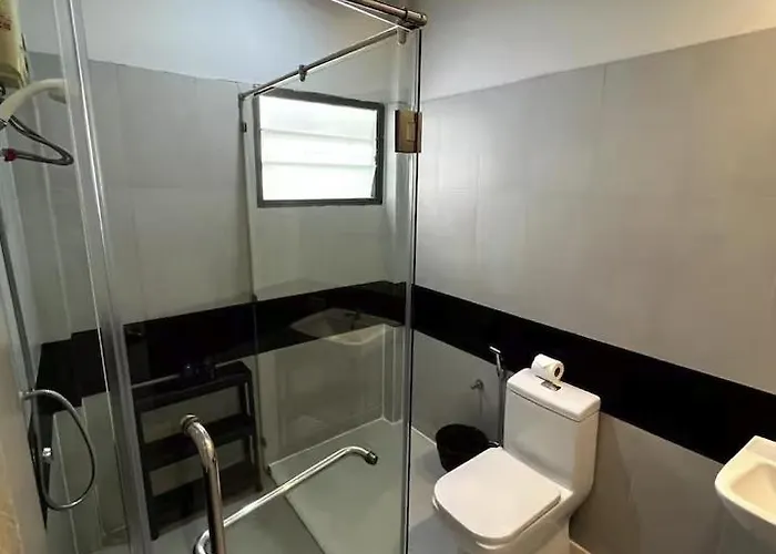 Hébergement de vacances 4br 12pax 7min Walk To Samitivej Sukhumvit Hospital Bangkok