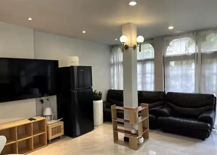 4br 12pax 7min Walk To Samitivej Sukhumvit Hospital *